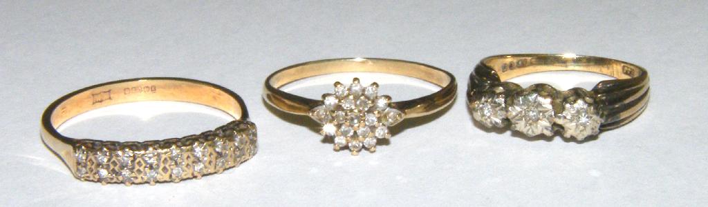 Appraisal: Three diamond set rings gm