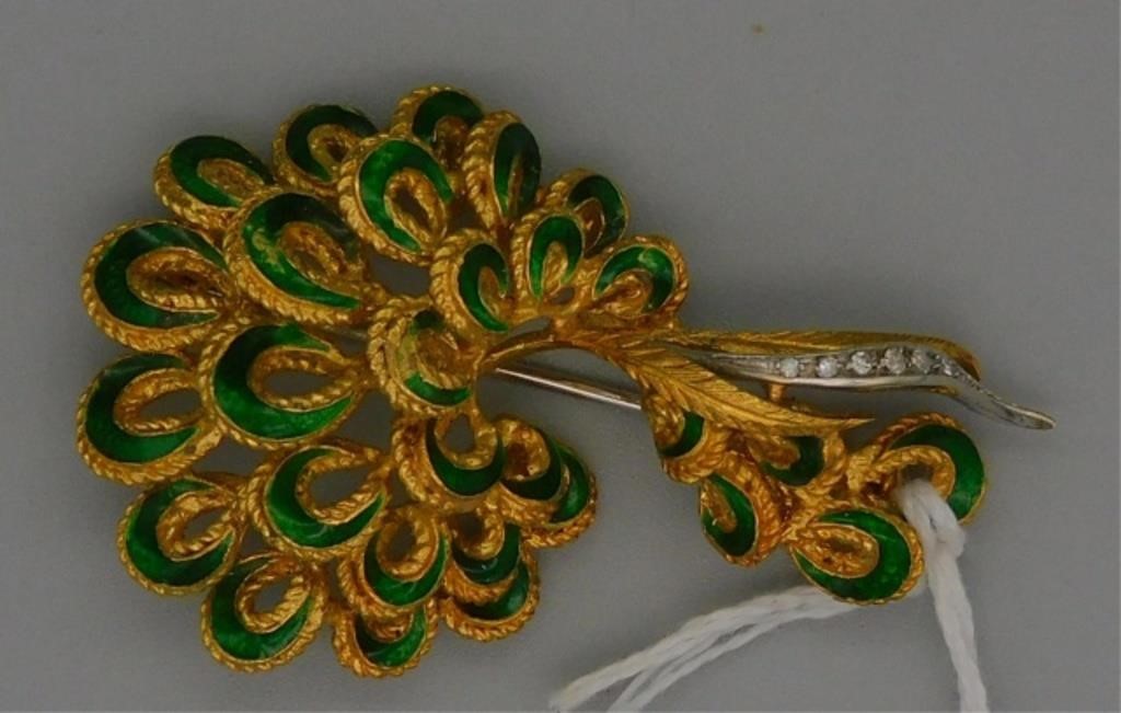 Appraisal: KT GOLD PEACOCK FORM PIN DIAMOND ACCENTS ONtail and green