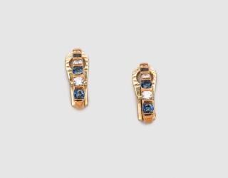 Appraisal: K Yellow Gold Sapphire and Diamond Earclips K YELLOW GOLD