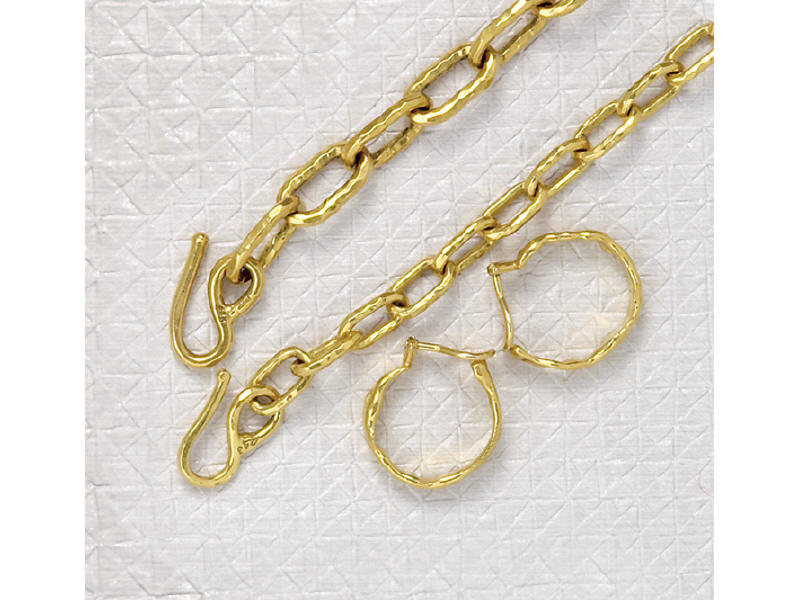 Appraisal: MAHIE GOLD SUITE k yellow gold link necklace bracelet clip