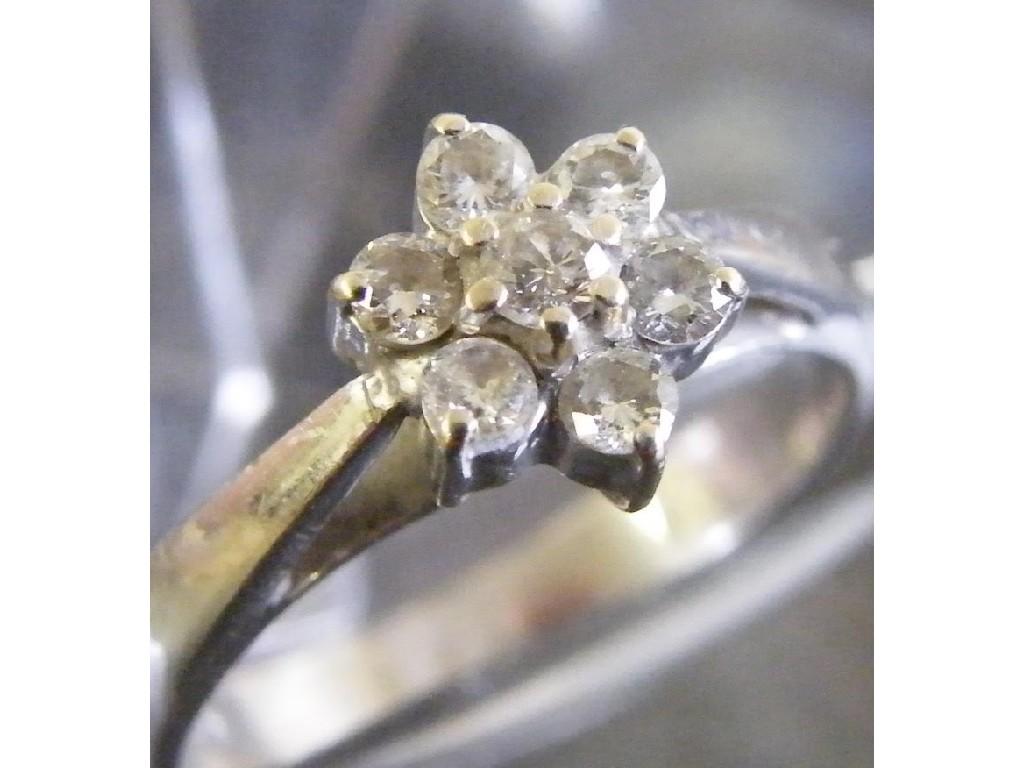 Appraisal: White metal diamond cluster ring gm