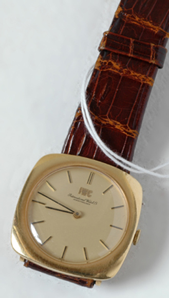 Appraisal: GENTS IWC CT GOLD WRISTWATCH TO TAN LEATHER BANDS