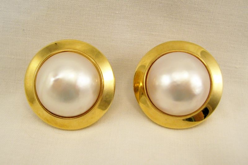 Appraisal: Pair kt Mabe Pearl Earrings Pair of pieced post earrings