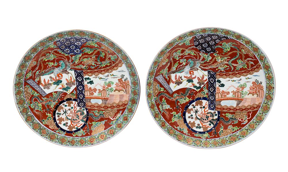 Appraisal: A Pair of Japanese Imari Porcelain Chargers A Pair of