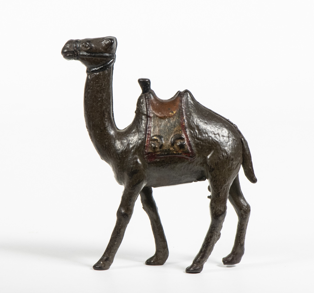 Appraisal: A C WILLIAMS CAMEL FORM STILL BANK Early th c