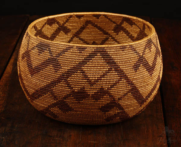 Appraisal: A Native American Paiute woven basketry bowl A Native American