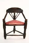 Appraisal: CHAIR - th c English three leg side chair Primitive