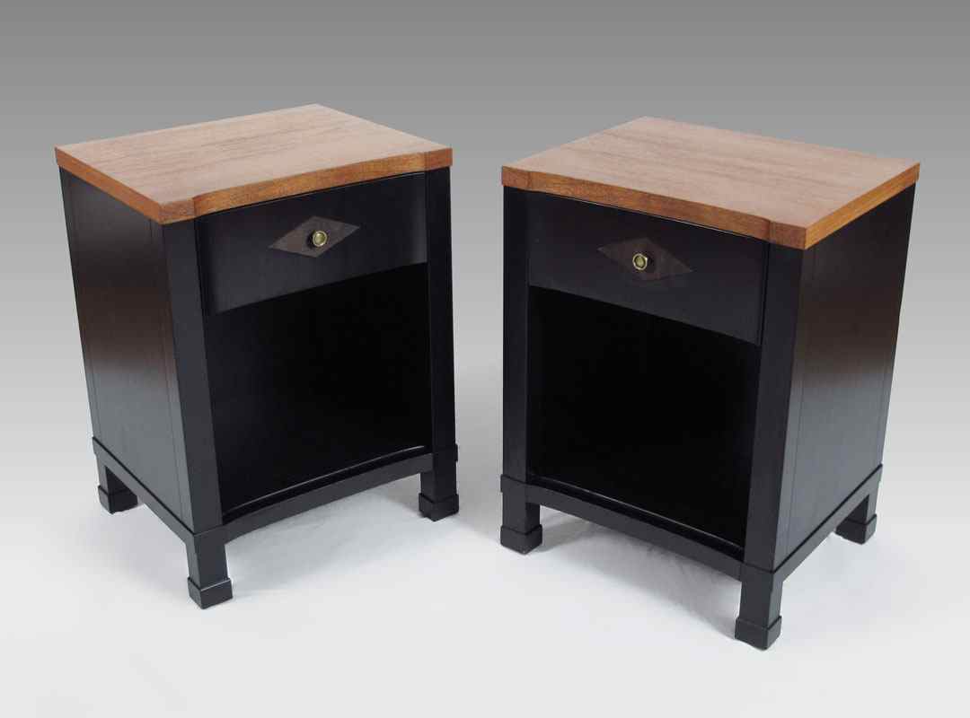 Appraisal: PAIR KITTINGER NEW YORK NIGHTSTANDS Teak wood with ebony finish