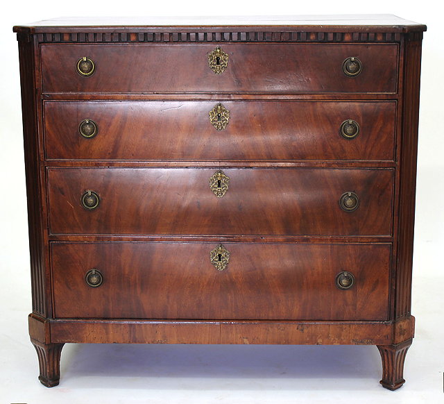 Appraisal: A TH CENTURY MAHOGANY CHEST OF FOUR LONG DRAWERS the