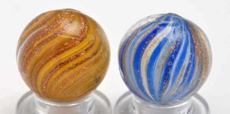 Appraisal: Lot of Onionskin Lutz Marbles Description First is white and