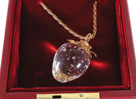 Appraisal: Steuben strawberry pendant necklace glass berry with gold stem on