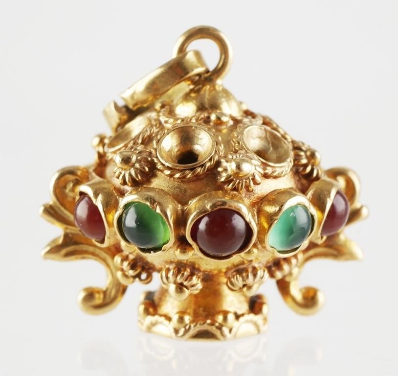 Appraisal: K yellow gold pendant with cabochon stones in red and