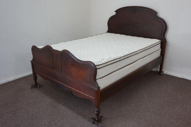 Appraisal: 's Mahogany full size bed with box spring and mattress