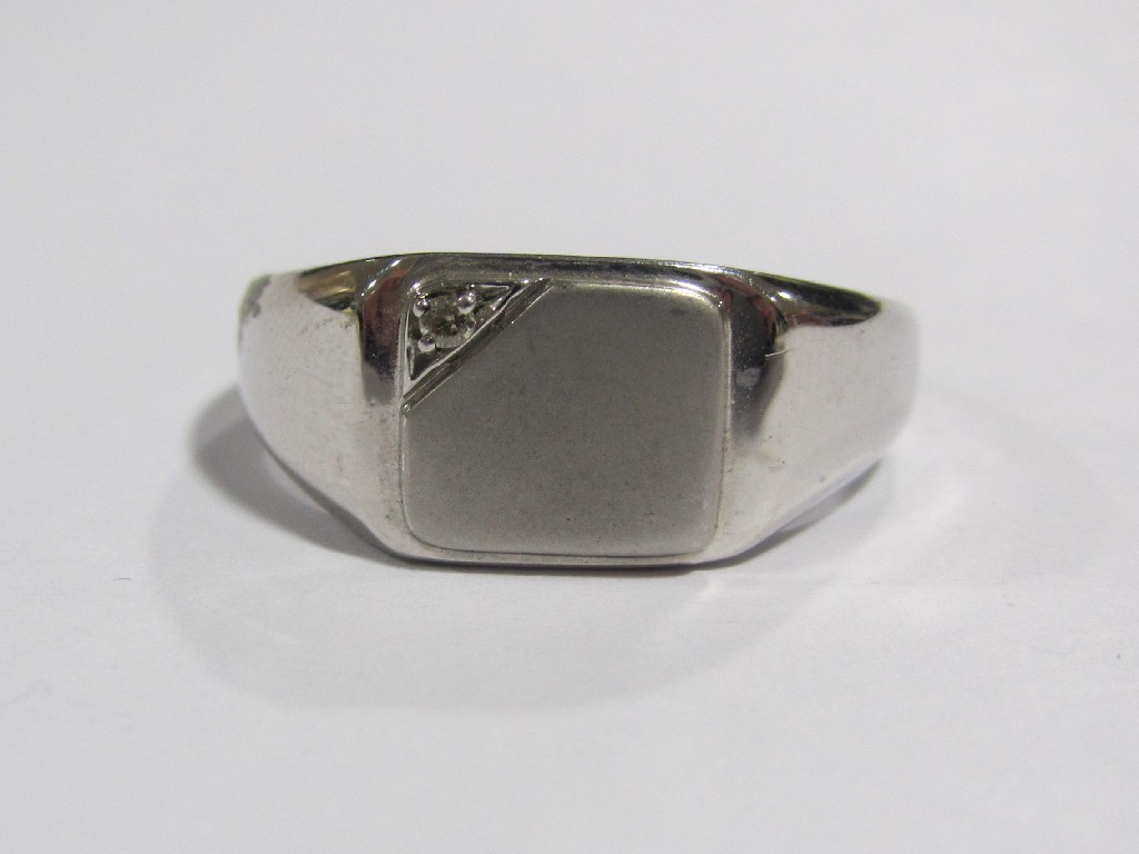 Appraisal: Gents ct white gold diamond set signet ring