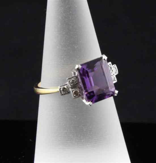 Appraisal: An ct gold amethyst and diamond dress ring with central