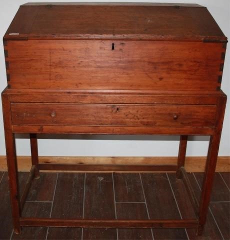 Appraisal: EARLY TH CENTURY AMERICAN PINE STOREKEEPER SDESK LIFT-TOP WRITING SURFACE