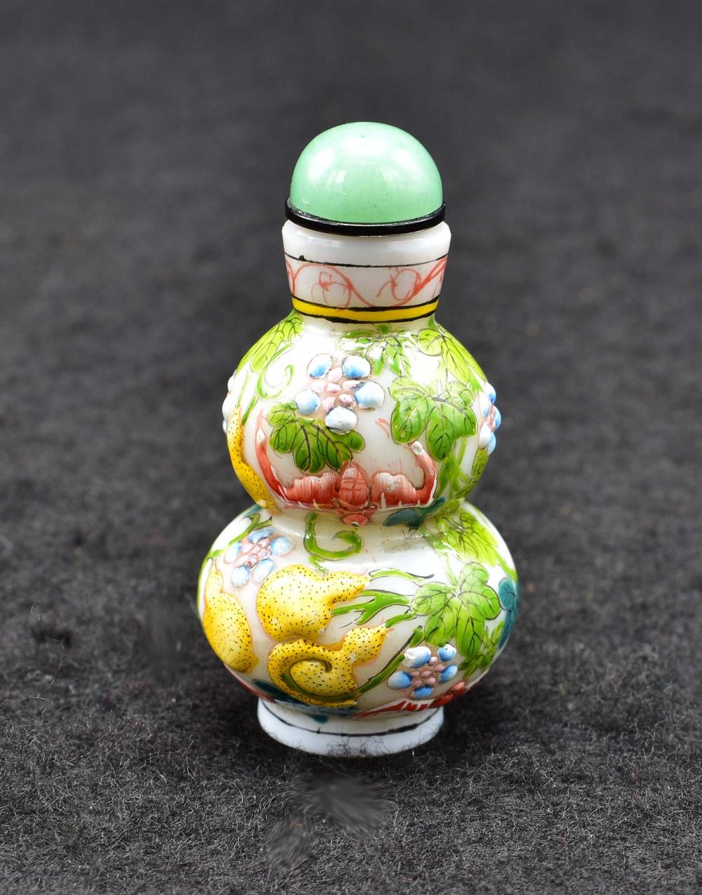 Appraisal: CHINESE ENAMELED DOUBLE-GOURD GLASS SNUFF BOTTLEThe underside with a four-character