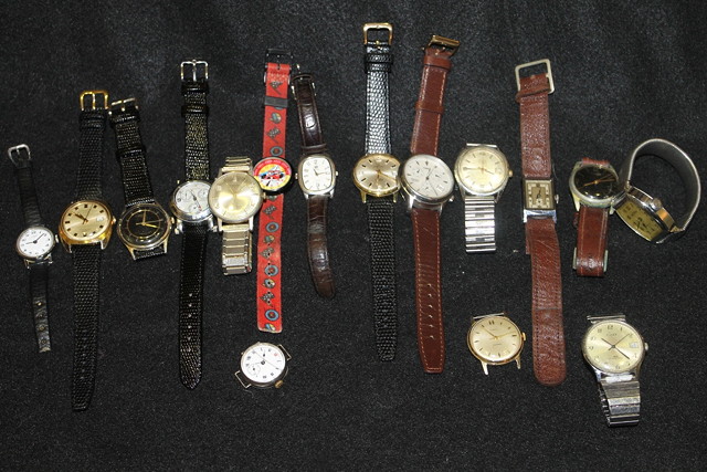 Appraisal: A COLLECTION OF VARIOUS MISCELLANEOUS GENTLEMANS WRIST WATCHES