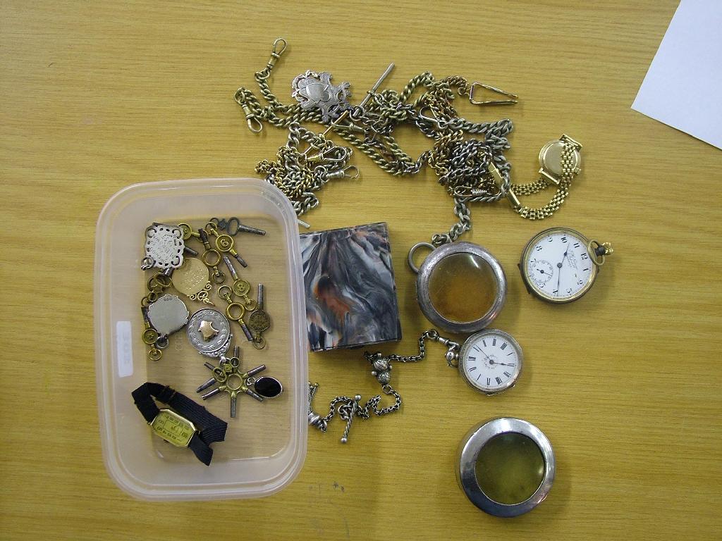 Appraisal: Small selection of watch parts including pocket watch alberts selection