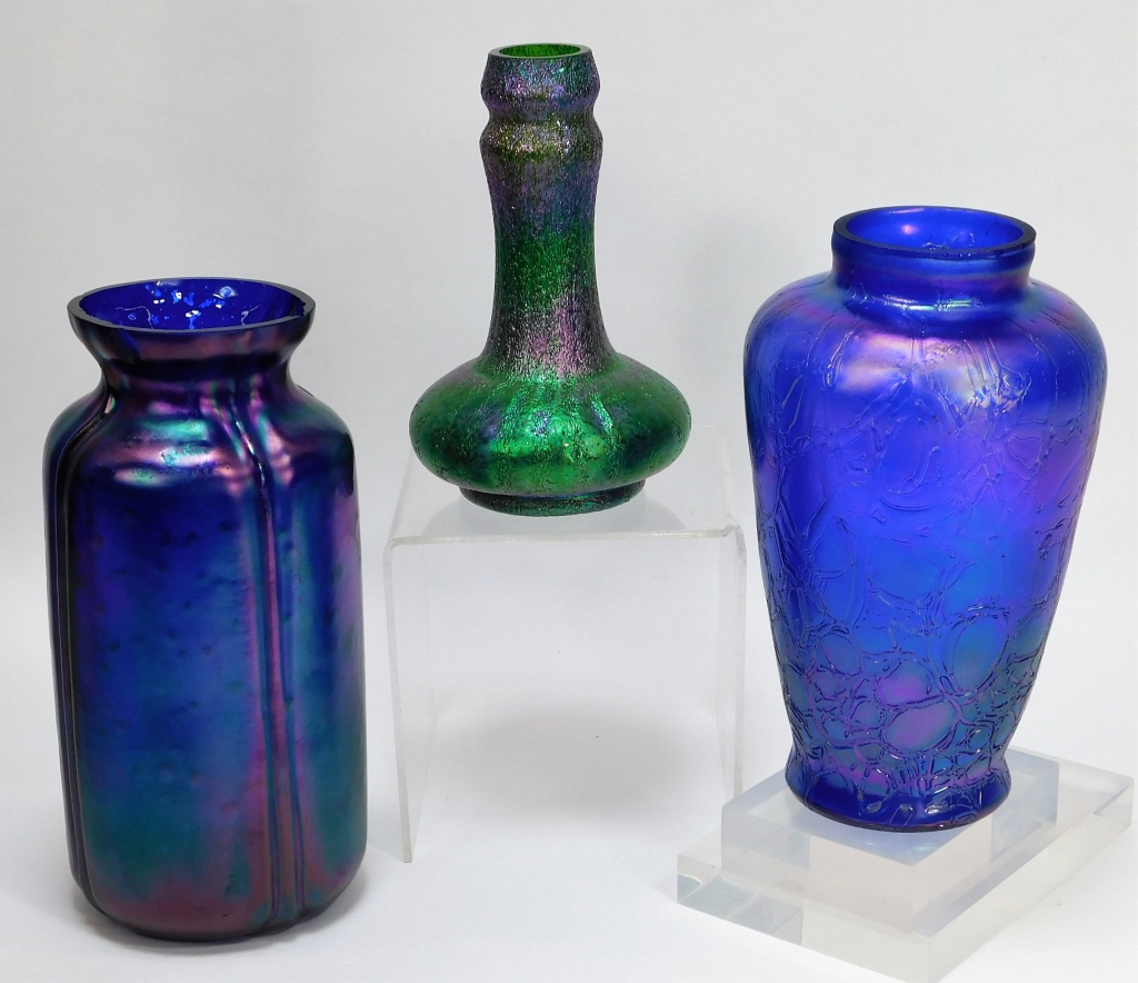 Appraisal: KRALIK OIL SPILL BOHEMIAN ART GLASS VASES Bohemia th CenturyLot