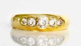 Appraisal: An ct gold five stone diamond ring estimated total diamond