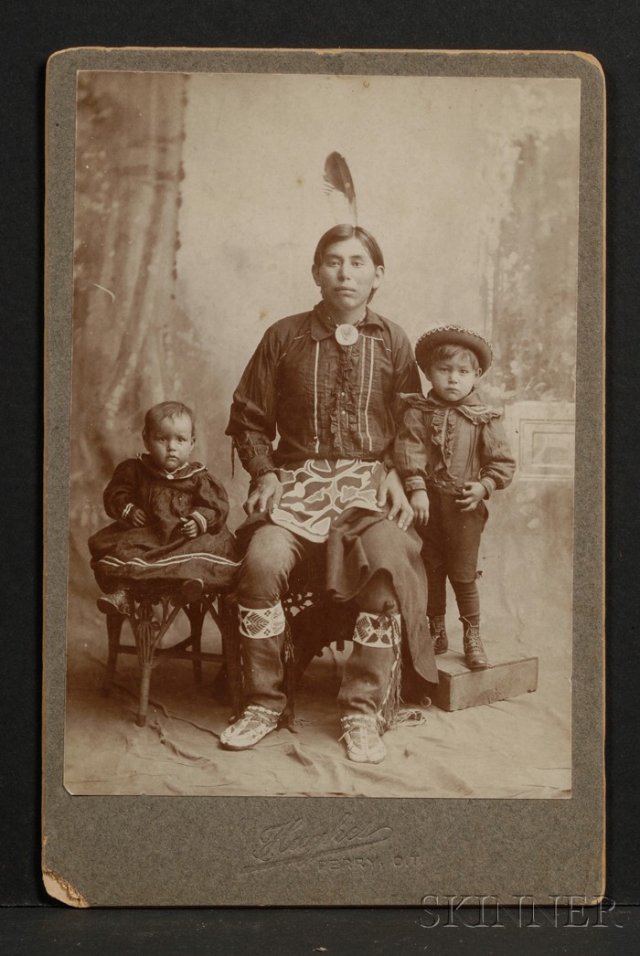 Appraisal: Cabinet Card of a Prairie Man and Two Children by