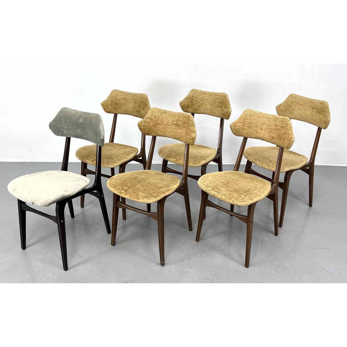 Appraisal: Set Italian dining chairs 's - one restored Dimensions H