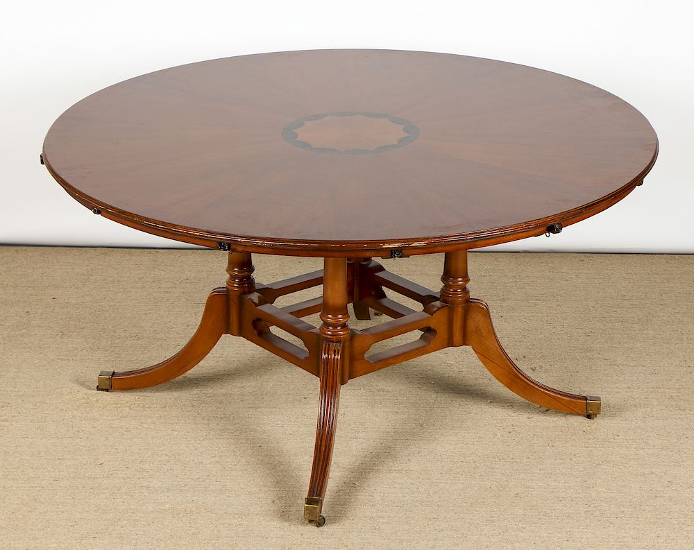 Appraisal: Modern English Dining Table Modern English Dining Table Mahogany Table