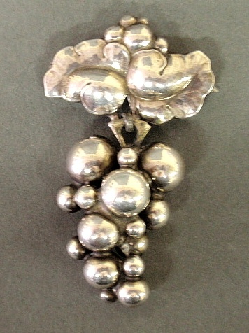 Appraisal: - Vintage Georg Jensen sterling silver grape cluster and leaf