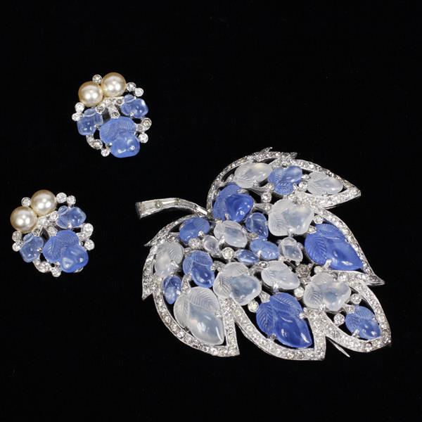 Appraisal: Trifari Blue Fruit Salad pc Leaf Pin Clip on Earrings