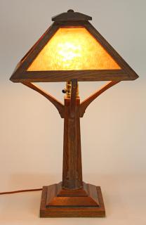 Appraisal: Arts and Crafts slag glass and oak table lamp having