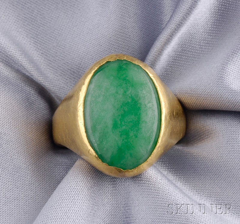 Appraisal: kt Gold and Jadeite Ring set with an oval cabochon