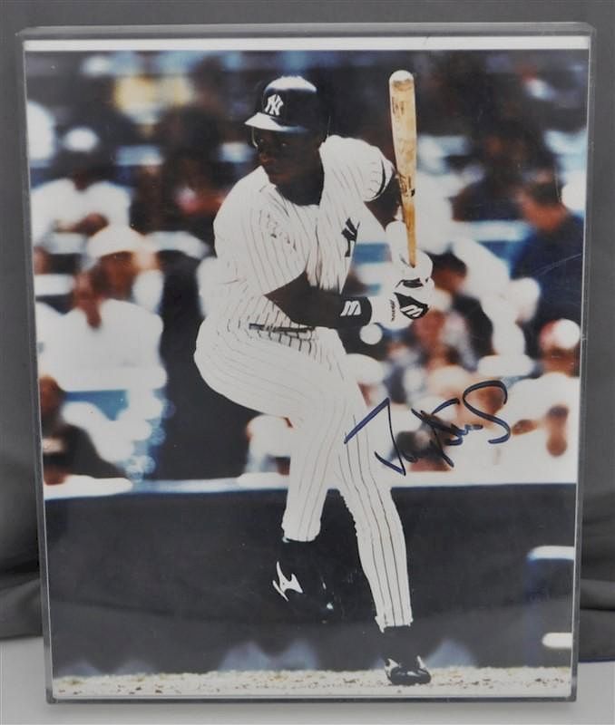 Appraisal: DARRYL STAWBERRY AUTOGRAPHED PHOTO YANKEES Authentic Darryl Strawberry autographed New