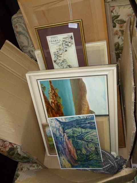 Appraisal: A SMALL GROUP OF DECORATIVE PICTURES AND PRINTS