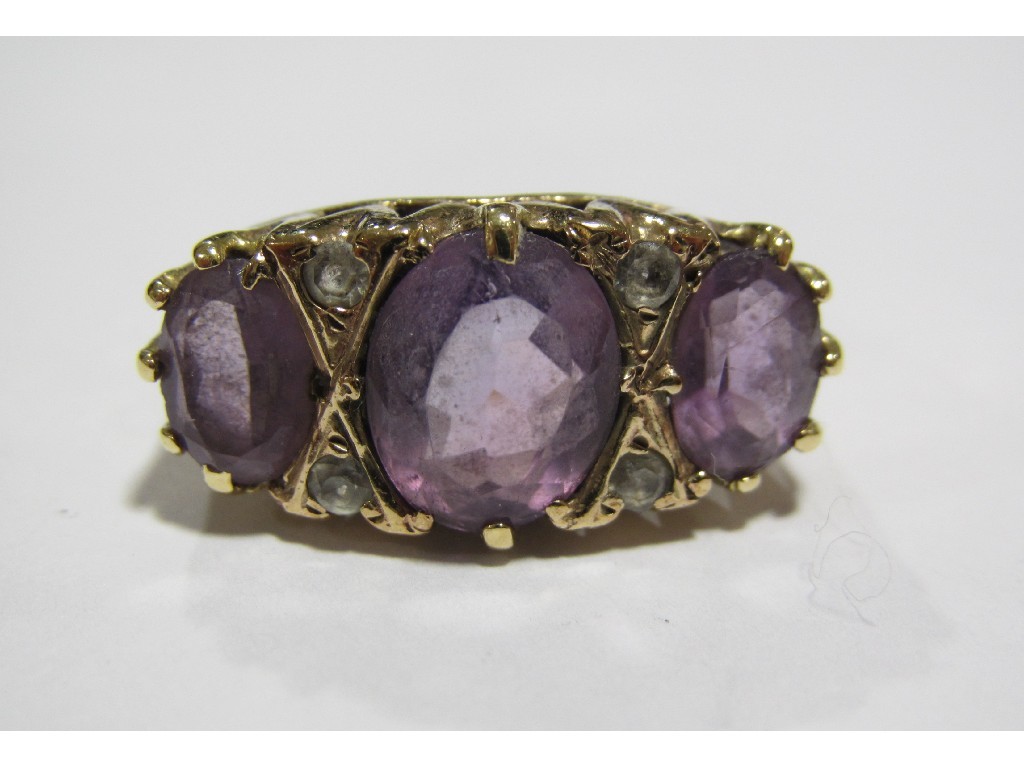 Appraisal: Victorian style ct gold amethyst three stone ring