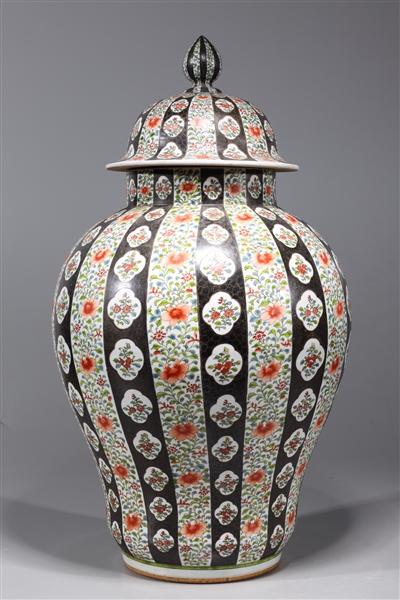 Appraisal: Chinese famille verte enameled porcelain covered vase with allover floral