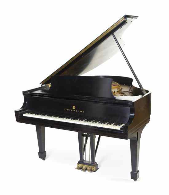 Appraisal: A Steinway Sons Baby Grand Piano serial number in a