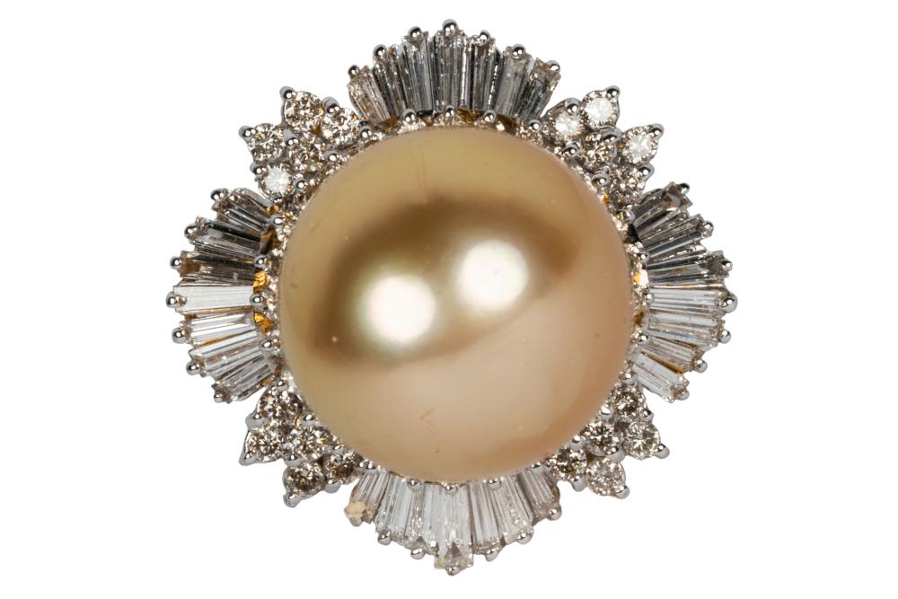 Appraisal: KARAT YELLOW GOLD DIAMOND GOLDEN PEARL RINGcentering one spherical half-drilled