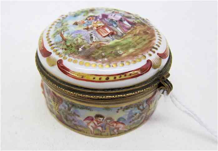 Appraisal: 'CAPODIMONTE'' ROUND PORCELAIN BOX with hinged lid and gold enameled