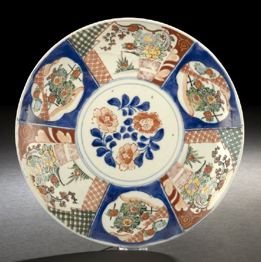 Appraisal: Japanese Imari Porcelain Dish first half th century decorated in