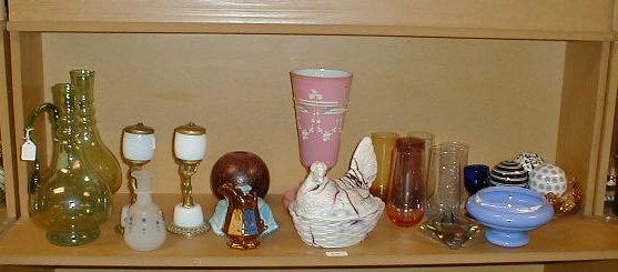 Appraisal: Sundry coloured glassware including flagons modern carnival bowls etc all