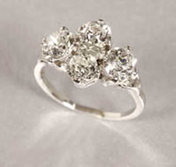 Appraisal: A diamond ring A diamond ring Platinum set with old