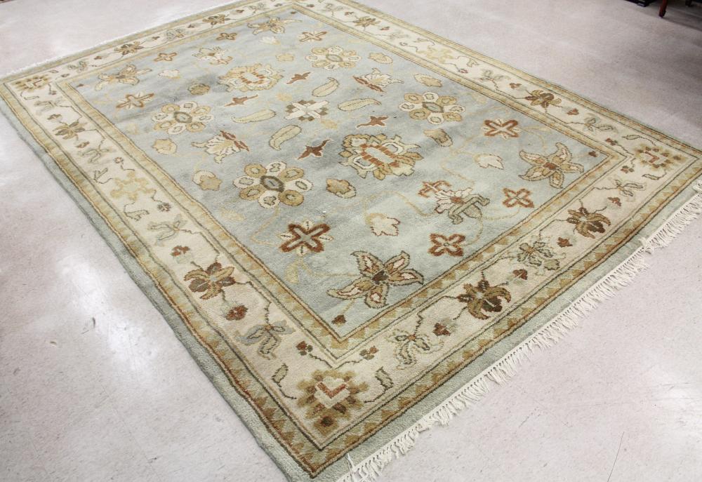 Appraisal: HAND KNOTTED ORIENTAL CARPET Indo-Persian overall stylized floral design on