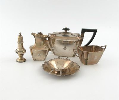 Appraisal: A mixed lot of silver items including a Victorian three