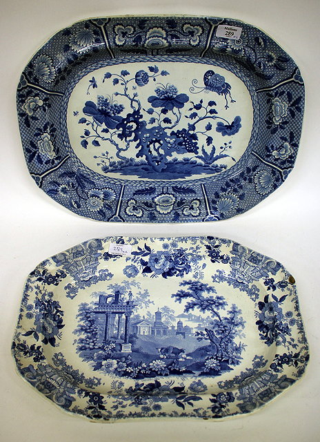 Appraisal: AN OLD SPODE BLUE AND WHITE MEAT PLATE decorated with