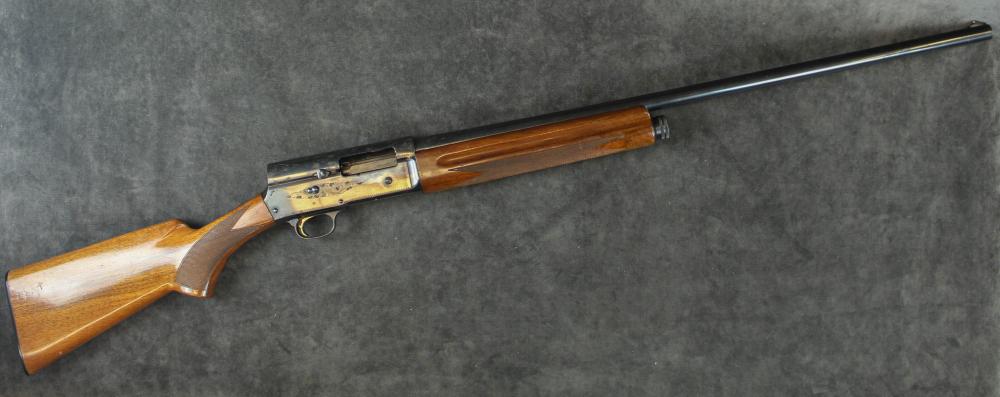 Appraisal: BELGIUM BROWNING AUTO FIVE LIGHT TWELVE MODEL SEMI AUTOMATIC SHOTGUN