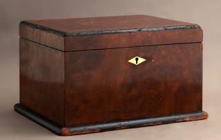 Appraisal: English Burled Walnut Cigar Humidor th c the interior lined