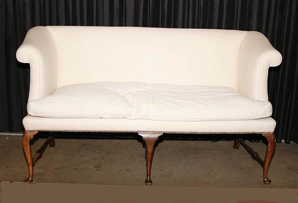 Appraisal: A George III style mahogany settee Kittinger height in width