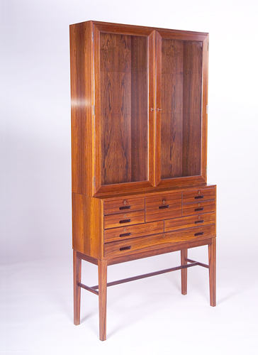 Appraisal: OLE WANSCHER Attr Fine rosewood two-piece hutch the top portion