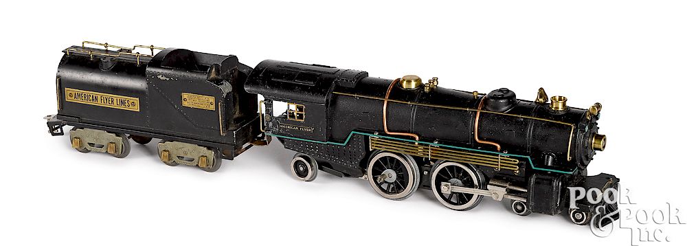 Appraisal: American Flyer train locomotive and tender American Flyer train locomotive